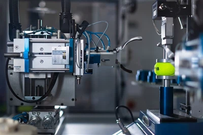 The Art Of Feel: How The Orthopedic Shaver Blade Becomes The Surgeon's Tactil...